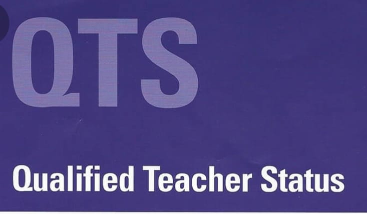 Qualified Teacher status logo